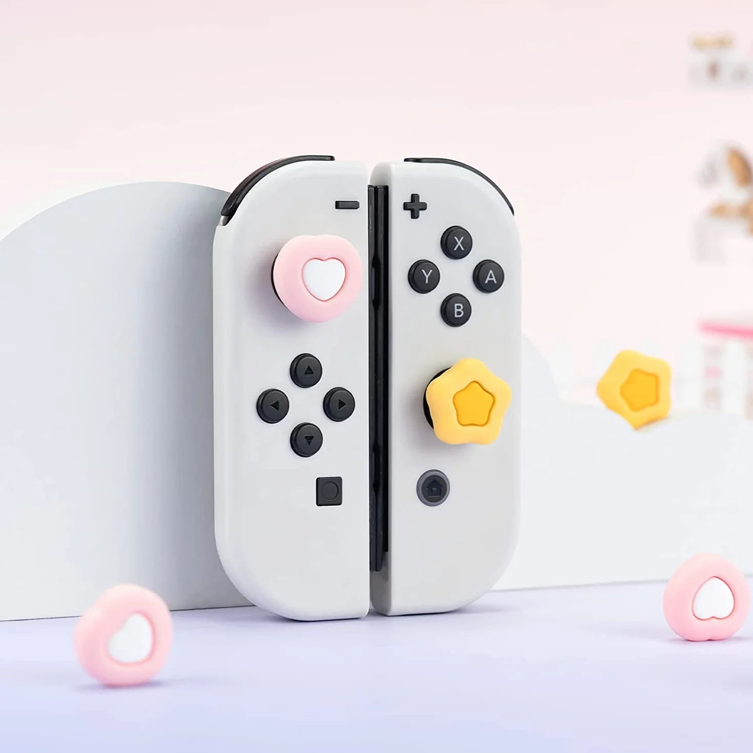 GeekShare Cute Silicone Joycon Thumb Grip Caps, Joystick Cover Compatible con Nintendo Switch/OLED/Switch Lite, 4PCS - Cream Heart