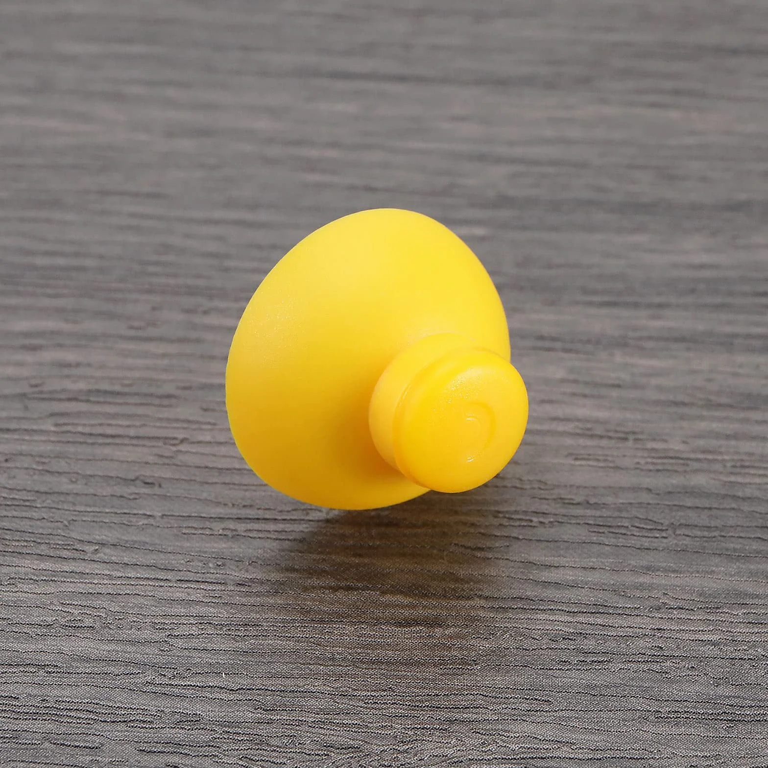 EMSea 6 piezas de tapas de joysticks analógicos de repuesto compatibles con Nintendo GameCube, cubiertas de palo analógico, accesorios ABS, amarillo y gris